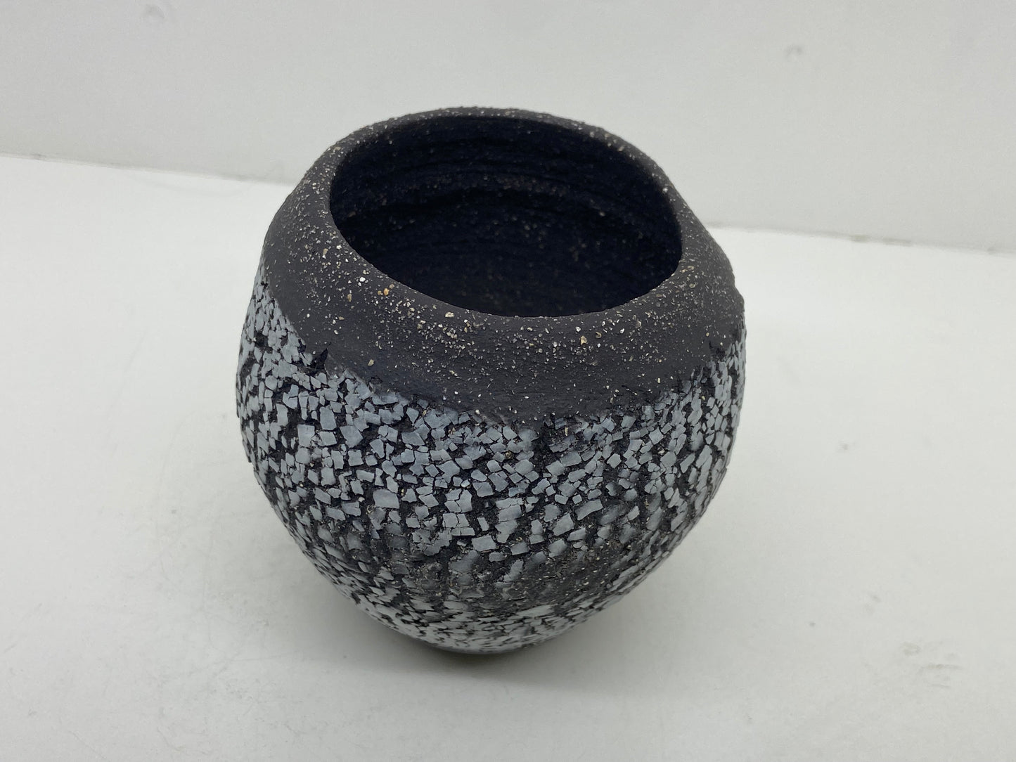 Medium porcelain slip vase