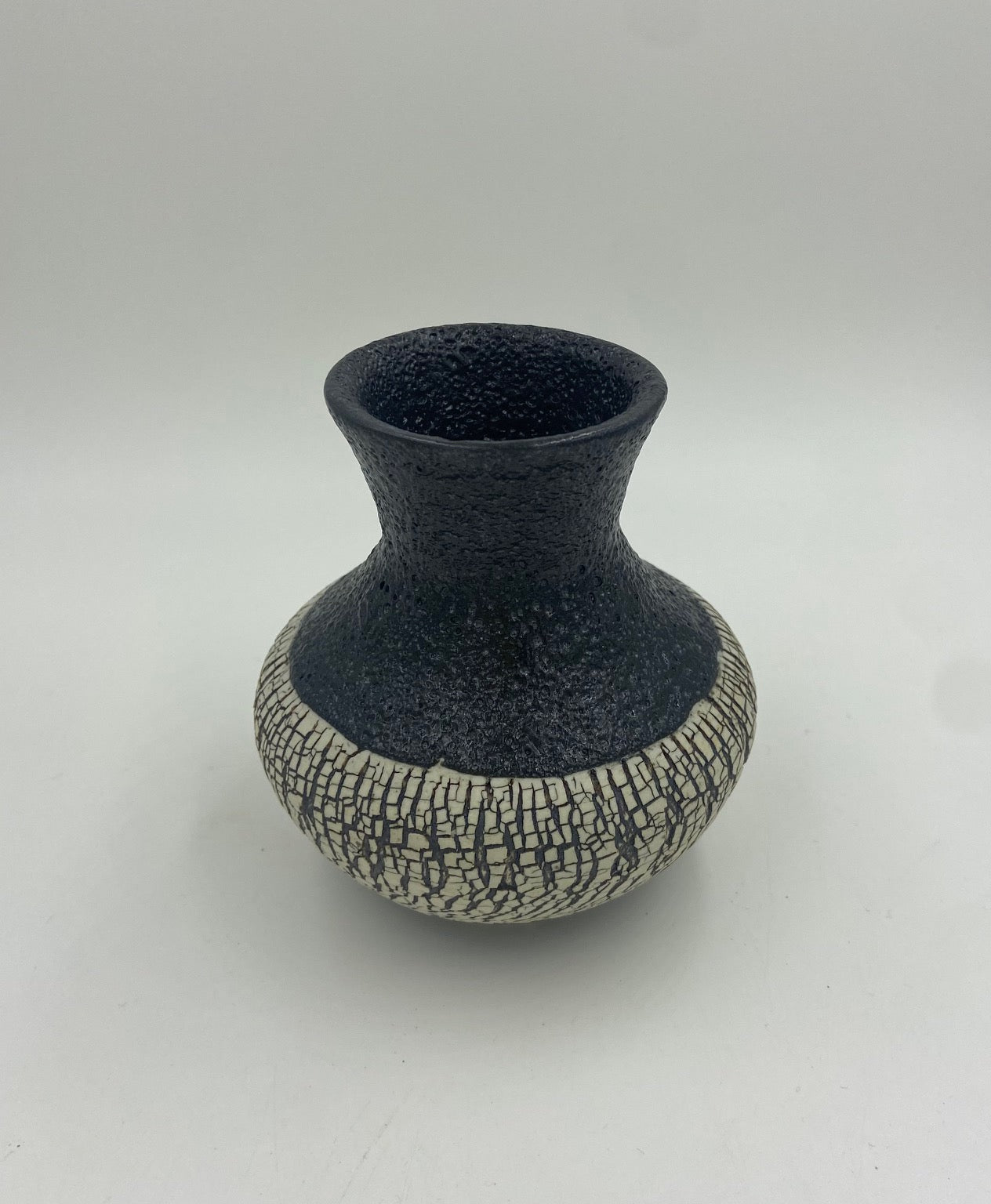 Small caste-iron effect vase